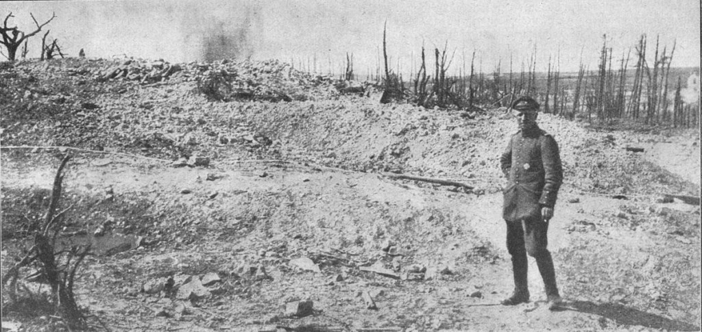 Die Schlacht um Verdun endet ohne wesentliche Verschiebung des Frontverlaufs. (Am Fuße der Höhe 304 bei Malancourt-Haucourt). See page for author [Public domain], via Wikimedia Commons