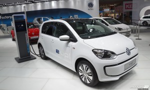 Volkswagen e-up! auf der Hannover Messe. By MotorBlog [CC BY 2.0], via Wikimedia Commons