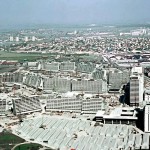 Olympisches Dorf im Bau (1971), By Richard Huber (Selbsterstelltes Bild) [CC BY-SA 3.0 or GFDL], via Wikimedia Commons