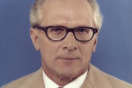 Gesetzesreformen im Westen – Honecker übernimmt Führung in der DDR