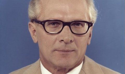 Gesetzesreformen im Westen – Honecker übernimmt Führung in der DDR