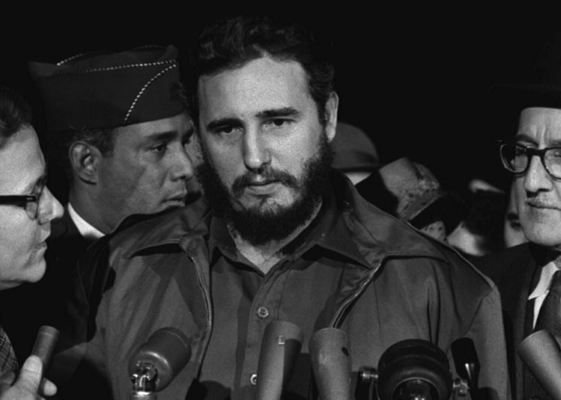 Castro im Jahr 1959. Gemeinfrei CC BY-SA 3.0], via Wikimedia Commons