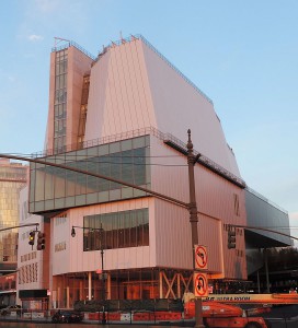 Whitney Museum of American Art, 2015. By Jim.henderson (Own work) [CC BY 3.0], via Wikimedia Commons