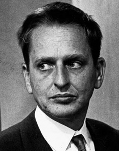 Olof Palme 1968. By Folke Hellberg (Dagens Nyheter Cropped from here) [Public domain], via Wikimedia Commons