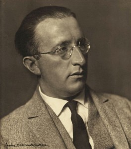 Erich Mendelsohn, By Erich_Mendelsohn.jpg:עברית: לא ידועEnglish: Unknownderivative work: Itzuvit (This file was derived from  Erich Mendelsohn.jpg:) [CC BY 3.0], via Wikimedia Commons