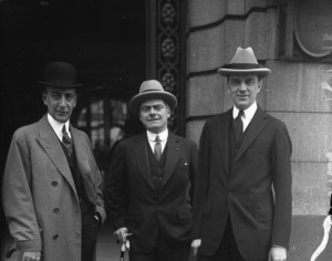 Bundesarchiv_Bild_102-00660A_Berlin_Owen_Young_und_Rufus_Gutten_Dawes-e1548672959611.jpg