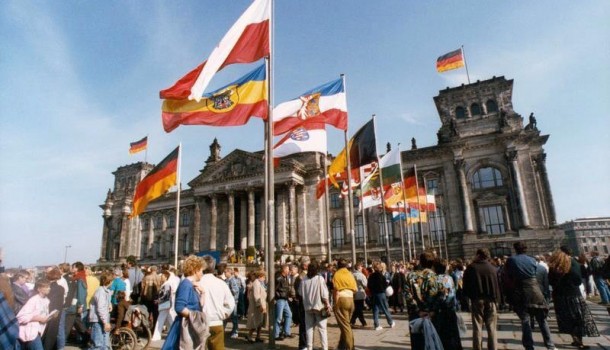 3. Oktober 1990: Rückblick 1990 – Deutschland ist wiedervereint