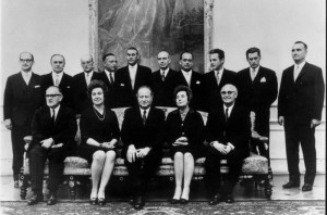 Gruppenfoto des Kabinett Kreisky I - 21 April 1970. - Foto: Votava (SPÖ Presse und Kommunikation) [CC BY-SA]